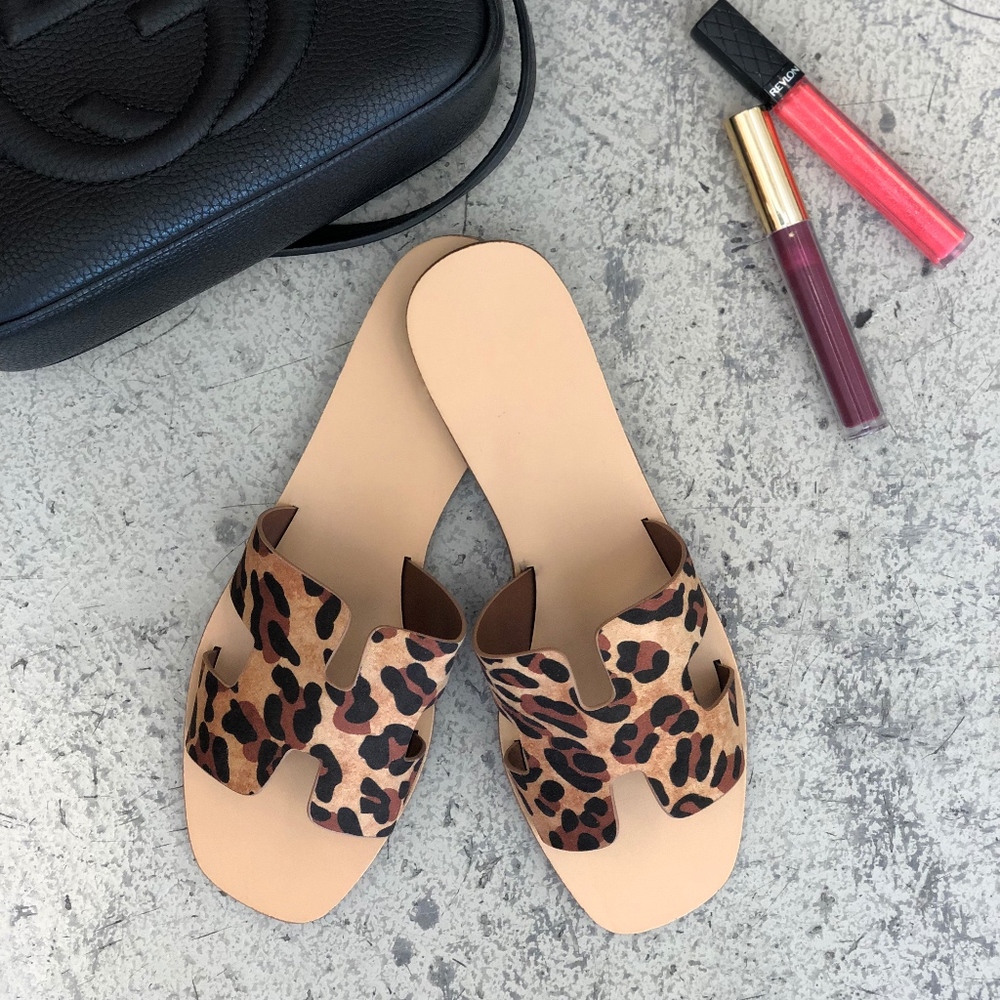 Leopard Print Flats Sandals - Picture 2 of 5